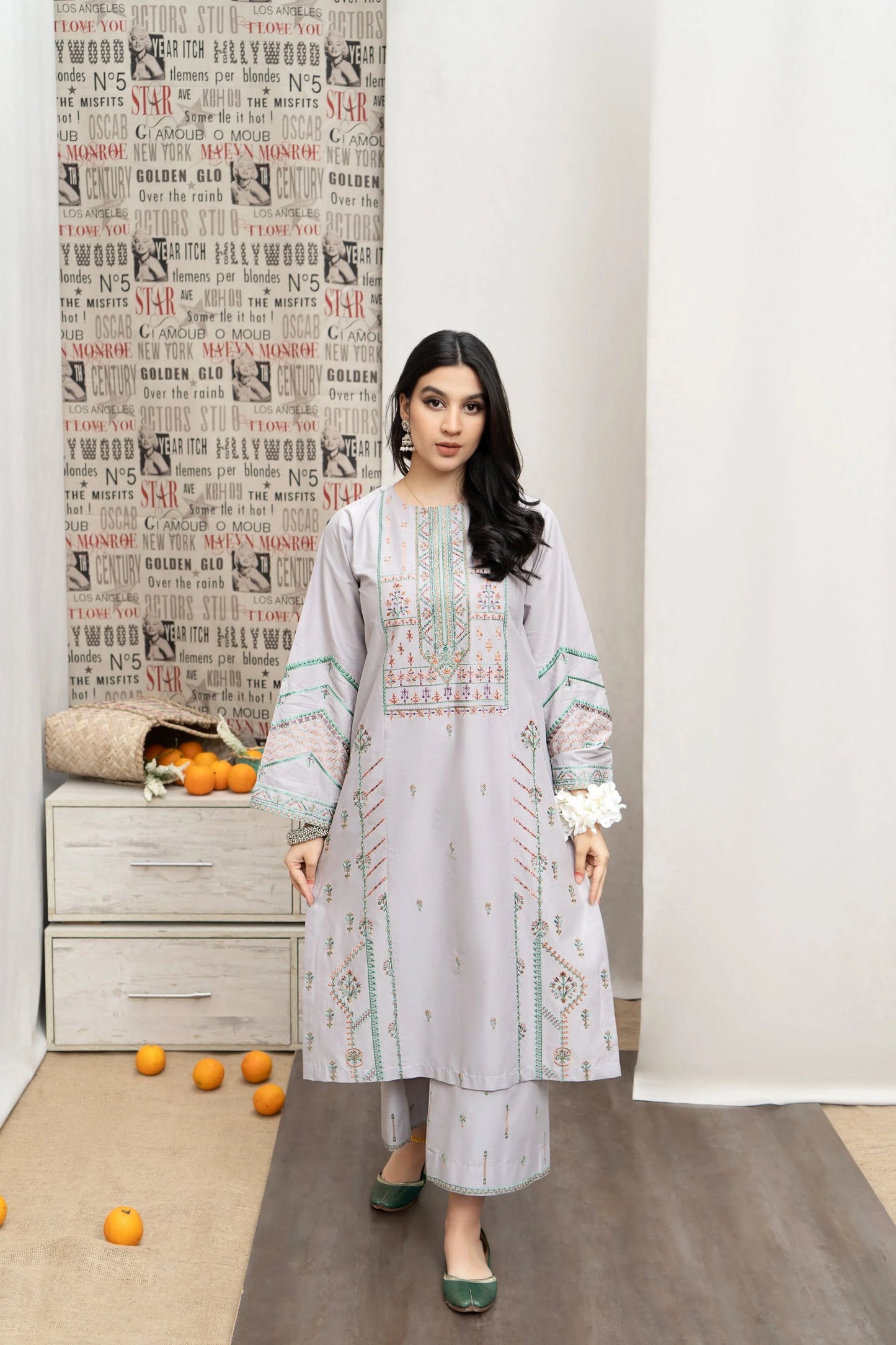 3PC LAWN EMBROIDERED SHIRT WITH DIAMOND PRINTED DUPATTA AND TROUSER